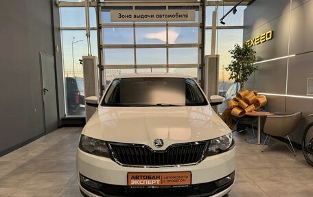 Skoda Rapid I, 2018 год, 1 379 000 рублей, 2 фотография