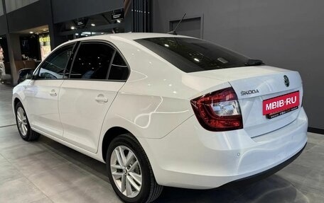 Skoda Rapid I, 2018 год, 1 379 000 рублей, 6 фотография