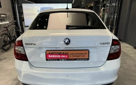 Skoda Rapid I, 2018 год, 1 379 000 рублей, 5 фотография