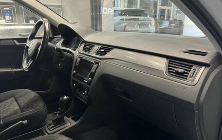 Skoda Rapid I, 2018 год, 1 379 000 рублей, 25 фотография