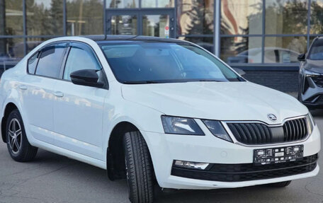 Skoda Octavia, 2018 год, 1 500 000 рублей, 4 фотография