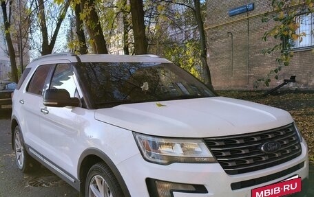 Ford Explorer V рестайлинг, 2016 год, 2 090 000 рублей, 3 фотография
