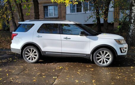 Ford Explorer V рестайлинг, 2016 год, 2 090 000 рублей, 12 фотография