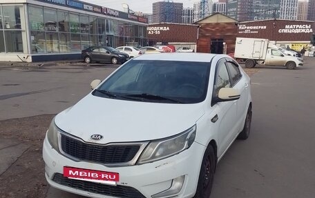 KIA Rio III рестайлинг, 2014 год, 420 000 рублей, 2 фотография