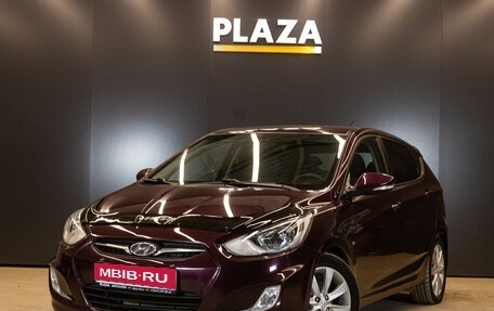 Hyundai Solaris II рестайлинг, 2012 год, 950 000 рублей, 1 фотография