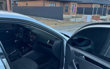 Volkswagen Jetta VII, 2013 год, 970 000 рублей, 13 фотография