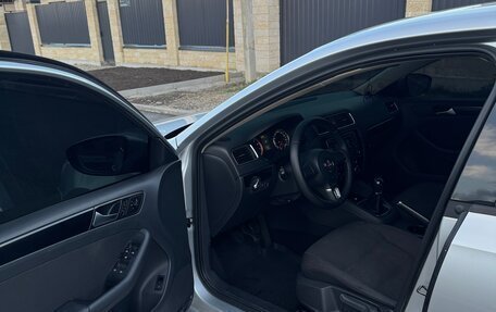 Volkswagen Jetta VII, 2013 год, 970 000 рублей, 12 фотография
