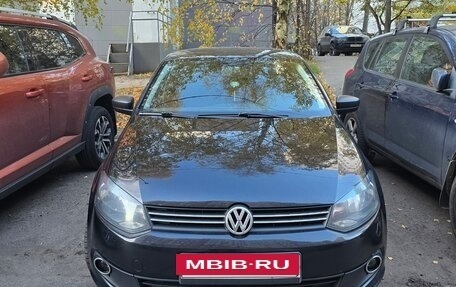 Volkswagen Polo VI (EU Market), 2014 год, 830 000 рублей, 2 фотография
