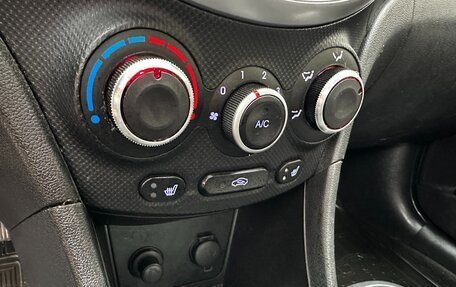 Hyundai Solaris II рестайлинг, 2011 год, 610 000 рублей, 16 фотография