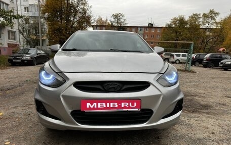 Hyundai Solaris II рестайлинг, 2011 год, 610 000 рублей, 5 фотография