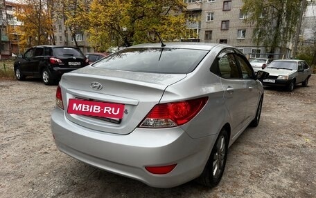 Hyundai Solaris II рестайлинг, 2011 год, 610 000 рублей, 7 фотография