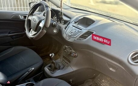 Ford Fiesta, 2016 год, 829 000 рублей, 5 фотография