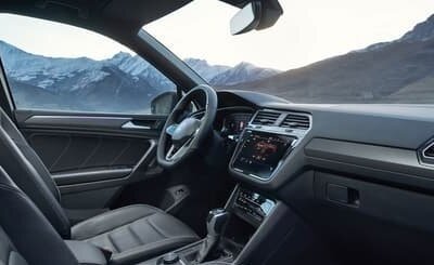 Volkswagen Tiguan II, 2022 год, 2 310 000 рублей, 15 фотография
