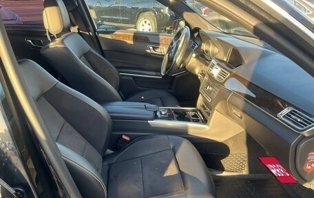 Mercedes-Benz E-Класс, 2015 год, 1 700 000 рублей, 11 фотография
