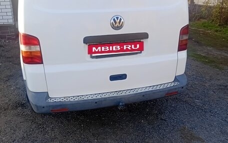 Volkswagen Transporter T5 рестайлинг, 2004 год, 770 000 рублей, 3 фотография