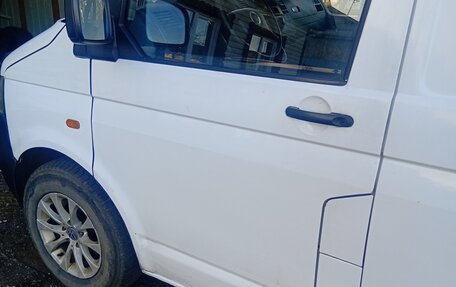 Volkswagen Transporter T5 рестайлинг, 2004 год, 770 000 рублей, 5 фотография