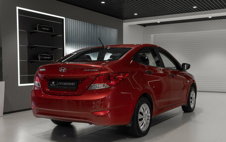 Hyundai Solaris II рестайлинг, 2012 год, 875 000 рублей, 5 фотография