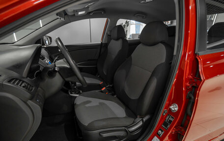 Hyundai Solaris II рестайлинг, 2012 год, 875 000 рублей, 9 фотография