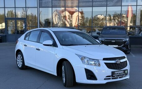 Chevrolet Cruze II, 2013 год, 820 000 рублей, 2 фотография