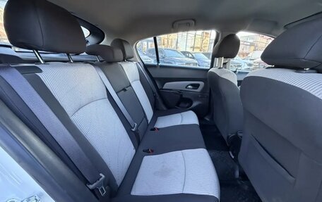 Chevrolet Cruze II, 2013 год, 820 000 рублей, 14 фотография