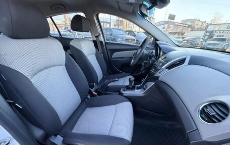 Chevrolet Cruze II, 2013 год, 820 000 рублей, 12 фотография