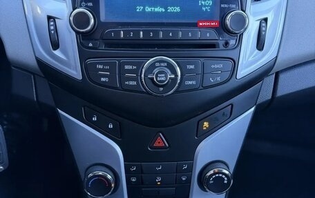 Chevrolet Cruze II, 2013 год, 820 000 рублей, 13 фотография