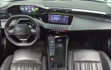Peugeot 308, 2022 год, 2 440 000 рублей, 14 фотография