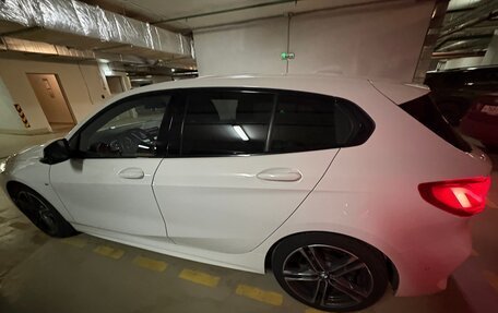 BMW 1 серия, 2022 год, 3 500 000 рублей, 20 фотография