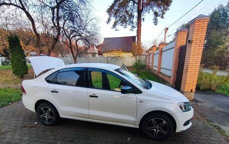 Volkswagen Polo VI (EU Market), 2011 год, 500 000 рублей, 5 фотография