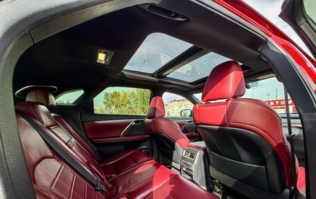 Lexus RX IV рестайлинг, 2016 год, 4 700 000 рублей, 32 фотография