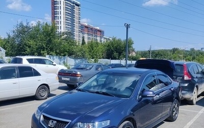 Honda Accord VII рестайлинг, 2004 год, 730 000 рублей, 1 фотография