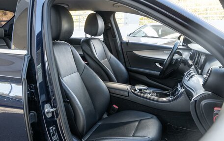 Mercedes-Benz E-Класс, 2017 год, 2 550 000 рублей, 11 фотография