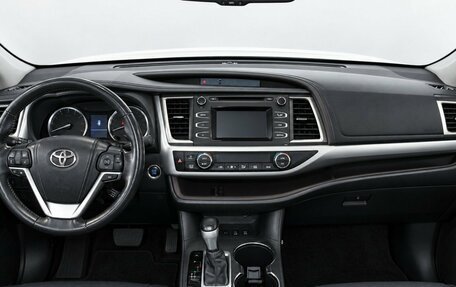 Toyota Highlander III, 2014 год, 2 969 000 рублей, 12 фотография
