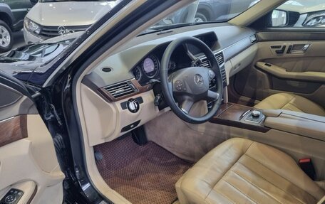Mercedes-Benz E-Класс, 2009 год, 1 300 000 рублей, 12 фотография