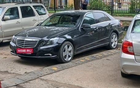 Mercedes-Benz E-Класс, 2009 год, 1 300 000 рублей, 3 фотография