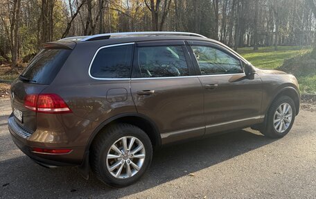 Volkswagen Touareg III, 2014 год, 1 950 000 рублей, 3 фотография