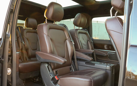 Mercedes-Benz V-Класс, 2016 год, 3 968 000 рублей, 28 фотография