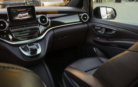 Mercedes-Benz V-Класс, 2016 год, 3 968 000 рублей, 27 фотография