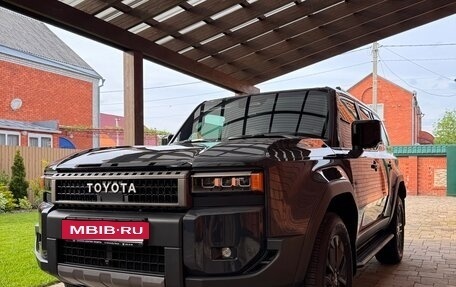 Toyota Land Cruiser Prado, 2024 год, 9 900 000 рублей, 3 фотография