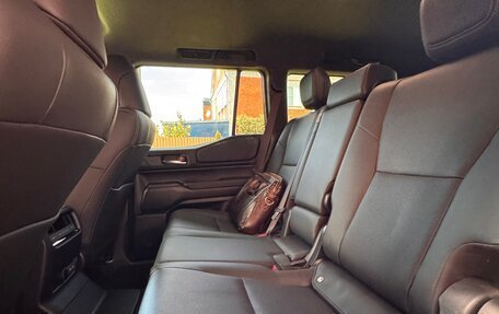 Toyota Land Cruiser Prado, 2024 год, 9 900 000 рублей, 13 фотография