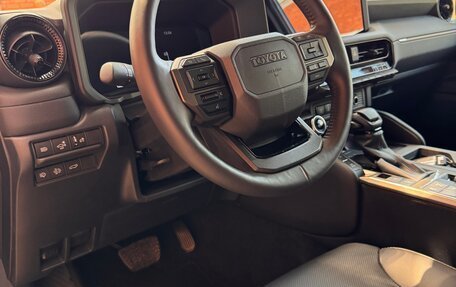 Toyota Land Cruiser Prado, 2024 год, 9 900 000 рублей, 15 фотография