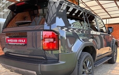 Toyota Land Cruiser Prado, 2024 год, 9 900 000 рублей, 10 фотография