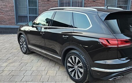 Volkswagen Touareg III, 2018 год, 5 080 000 рублей, 6 фотография