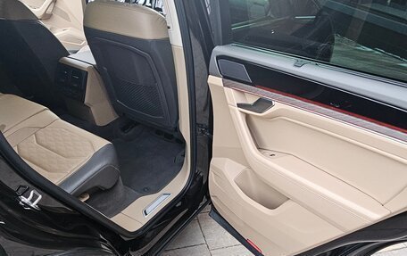 Volkswagen Touareg III, 2018 год, 5 080 000 рублей, 27 фотография