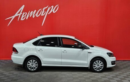 Volkswagen Polo VI (EU Market), 2017 год, 945 000 рублей, 6 фотография