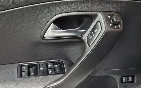 Volkswagen Polo VI (EU Market), 2017 год, 945 000 рублей, 15 фотография