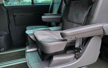 Volkswagen Multivan T5, 2012 год, 3 400 000 рублей, 7 фотография