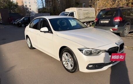 BMW 3 серия, 2018 год, 1 600 000 рублей, 2 фотография