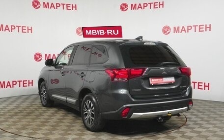 Mitsubishi Outlander III рестайлинг 3, 2018 год, 2 115 000 рублей, 7 фотография