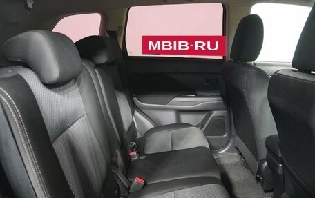 Mitsubishi Outlander III рестайлинг 3, 2018 год, 2 115 000 рублей, 12 фотография